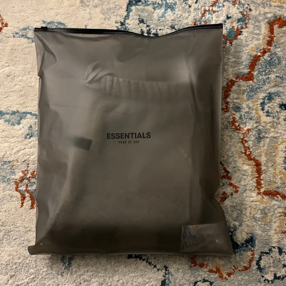 Essentials Fear Of God Sweatpants Dark Oatmeal medium - Picture 6 of 6
